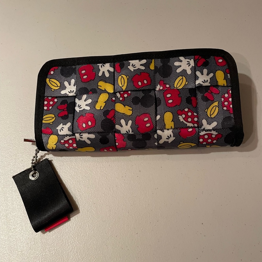 Mickey and Minnie Disney Harveys wallet